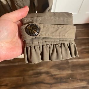 Super cute ladies coat size XL but runs smaller (may be a juniors size)